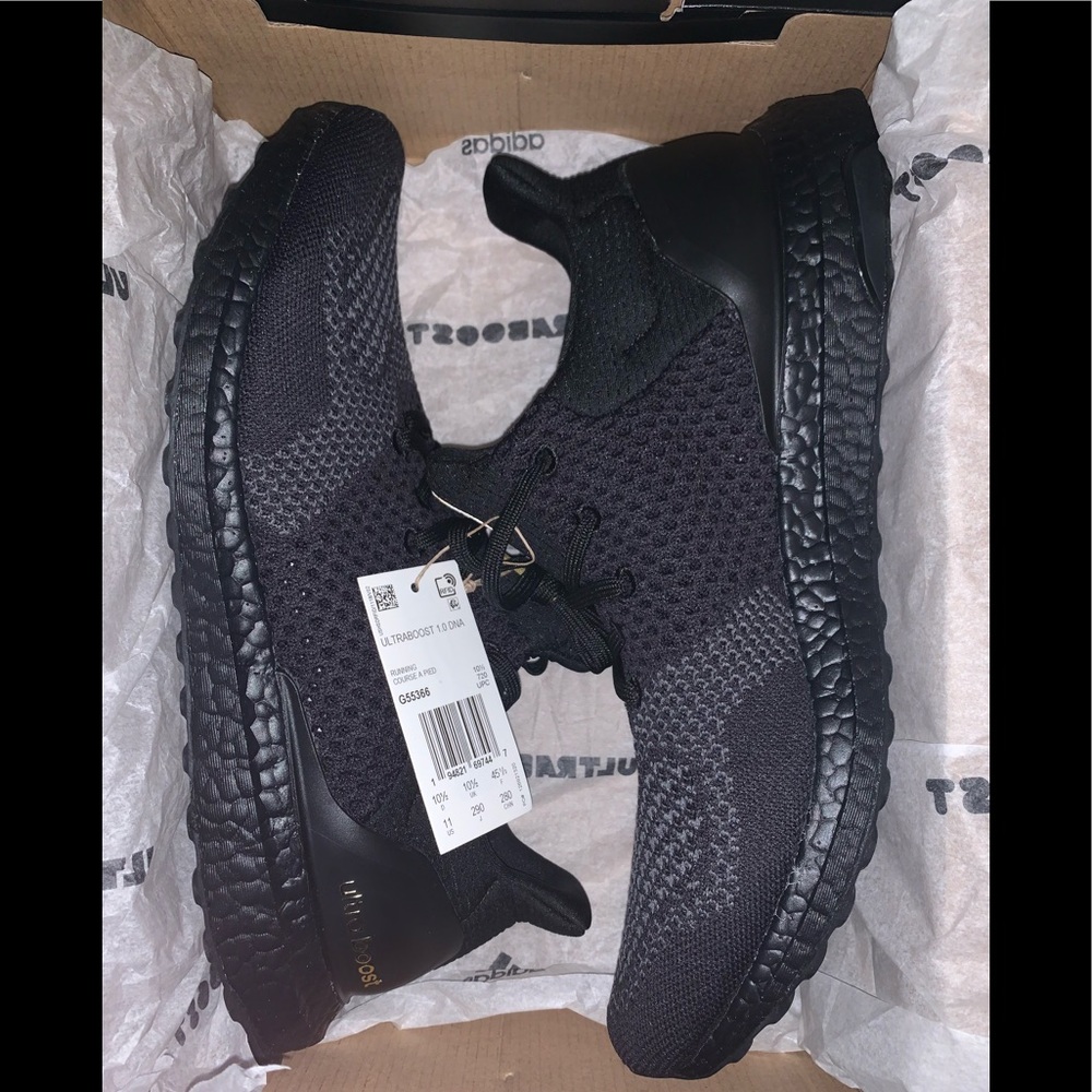Ultraboost 1.0 DNA